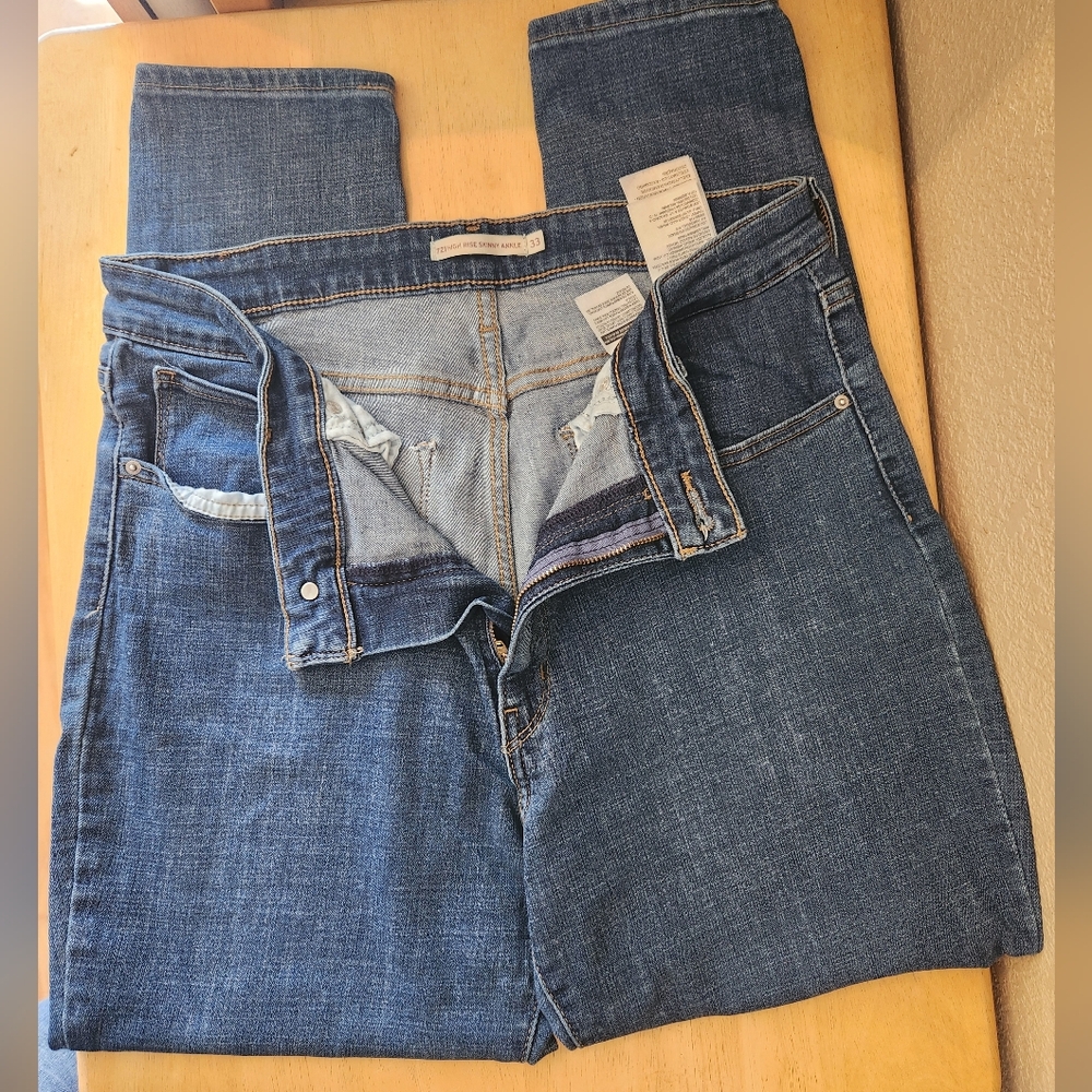 Levi's Jeans